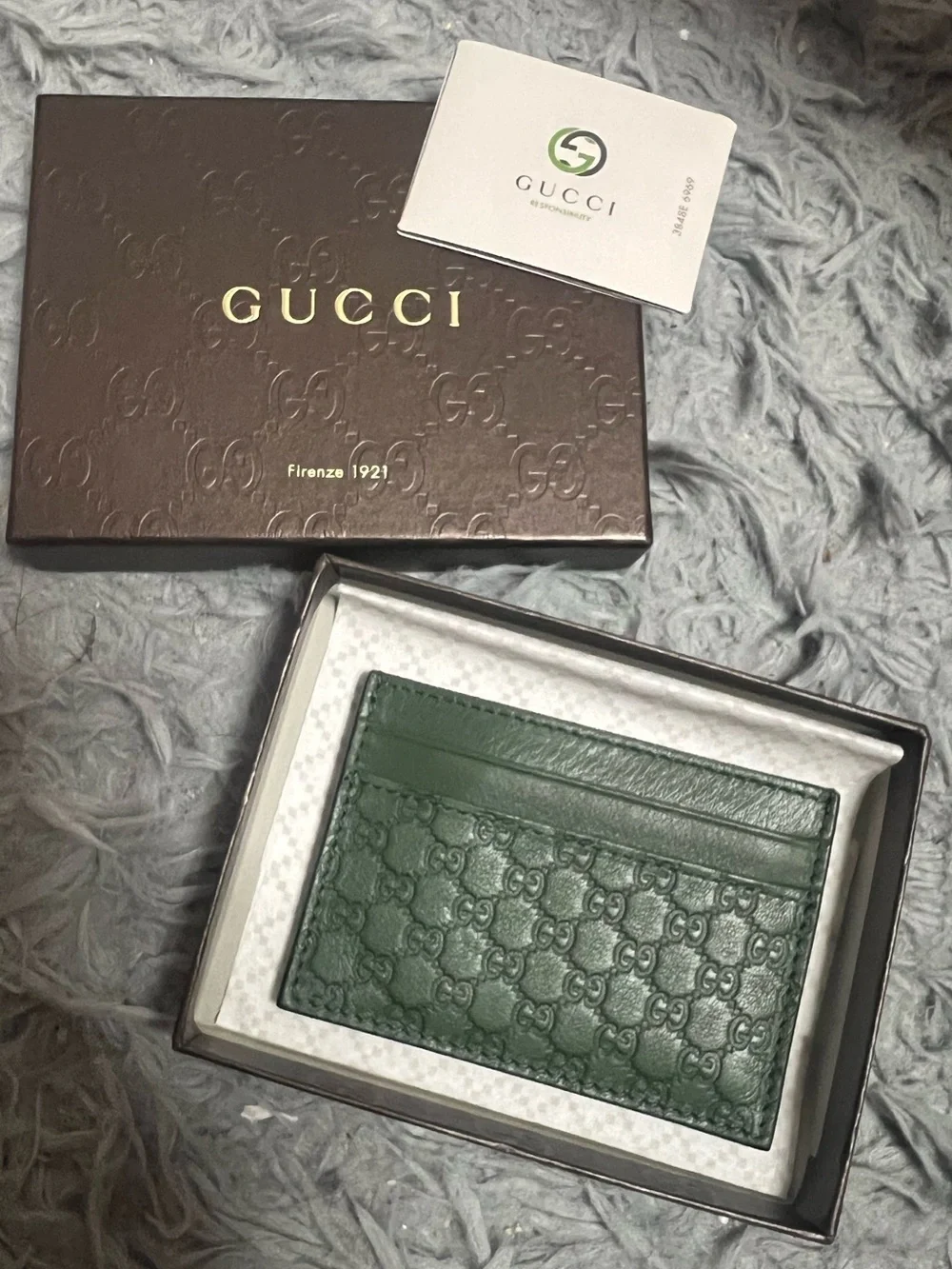 *NWT* Gucci Dark Green Embossed GG Leather Card Holder With Money Clip